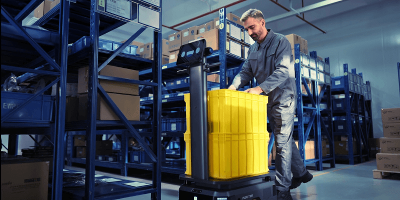 man using a bellabot